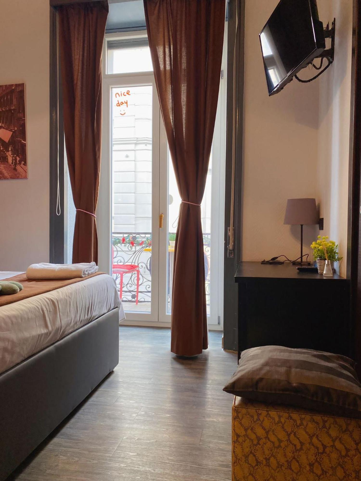 Dolce Vita Rooms Neapel Exterior foto
