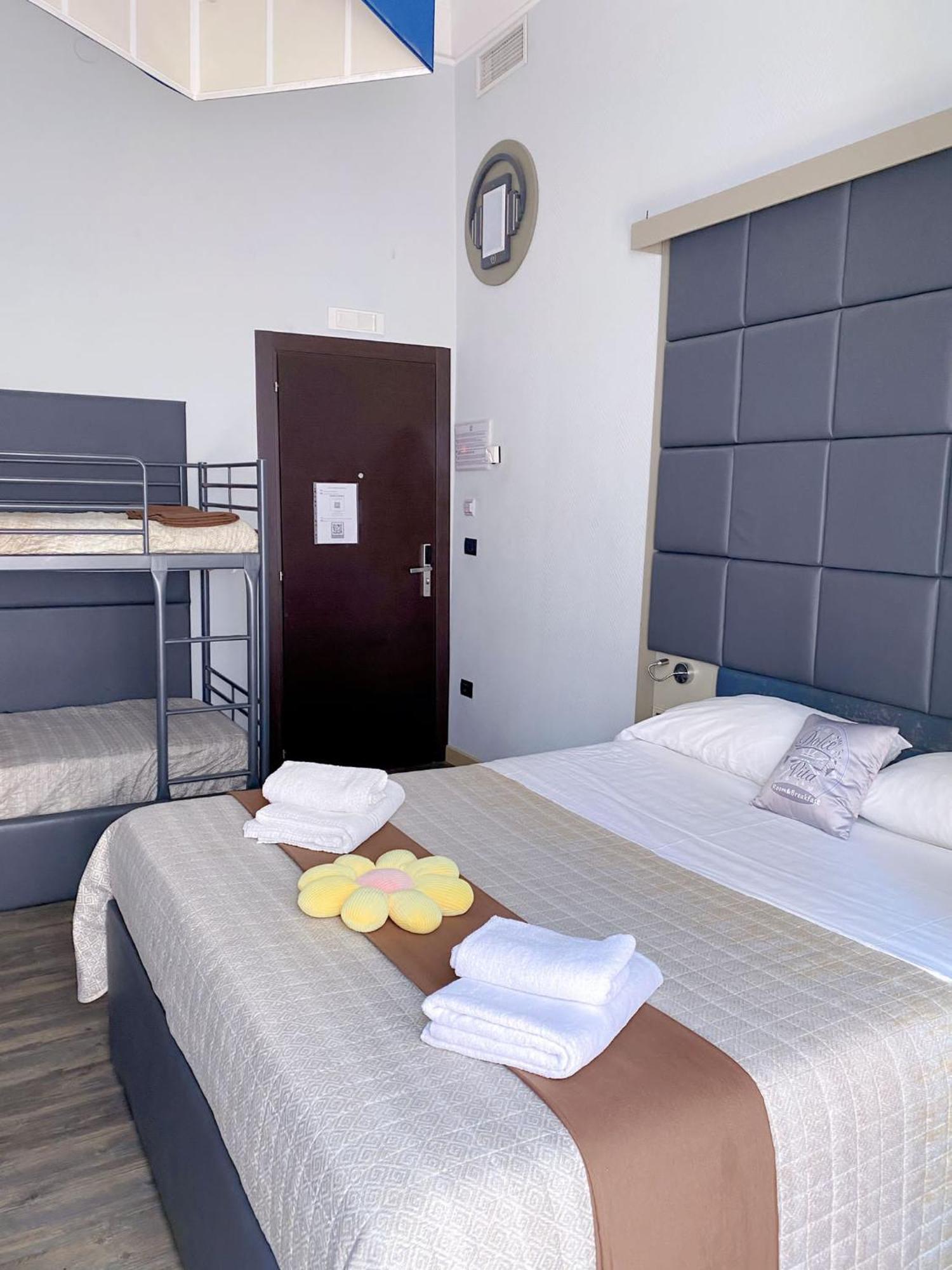 Dolce Vita Rooms Neapel Exterior foto